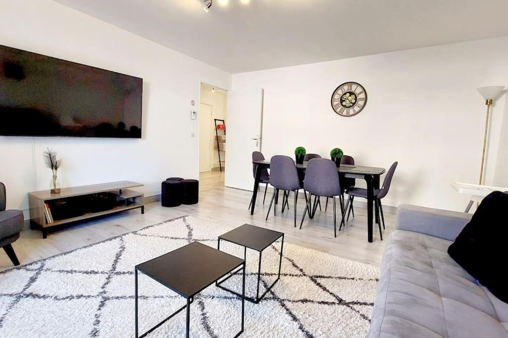 Cosy Home 2, 2 Chambres, 6 Personnes, 3 Min Gare, Parking Cergy Zewnętrze zdjęcie