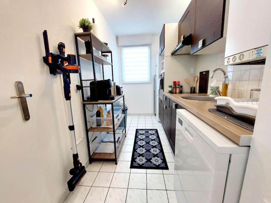 Cosy Home 2, 2 Chambres, 6 Personnes, 3 Min Gare, Parking Cergy Zewnętrze zdjęcie