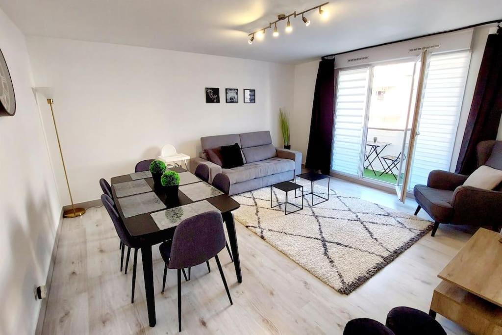 Cosy Home 2, 2 Chambres, 6 Personnes, 3 Min Gare, Parking Cergy Zewnętrze zdjęcie